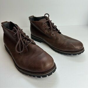 Bogs Johnny Chukka Boots Men's size 10.5 EU 43 shoes brown leather waterproof